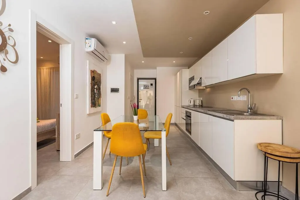 Sliema Smart Seaview Apartment